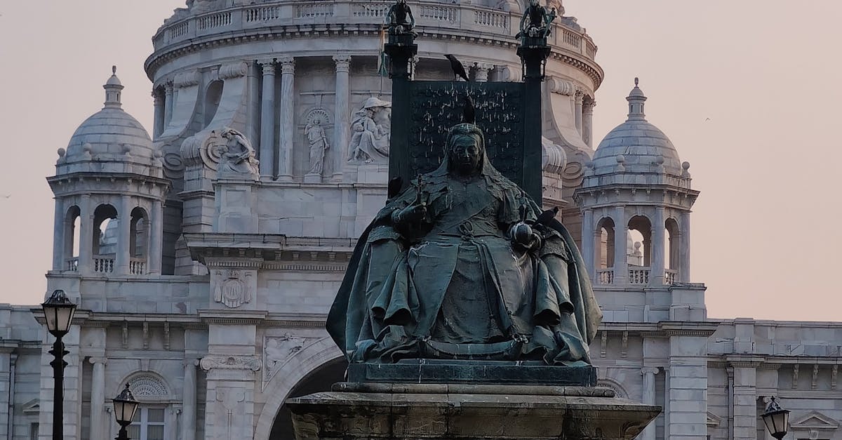 Transforming Small Gardens into Outdoor Retreats